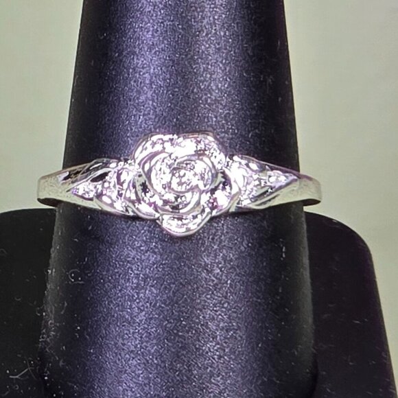 Sculpted Silvery Rose Ring Size 10 (NWOT) - Picture 2 of 6
